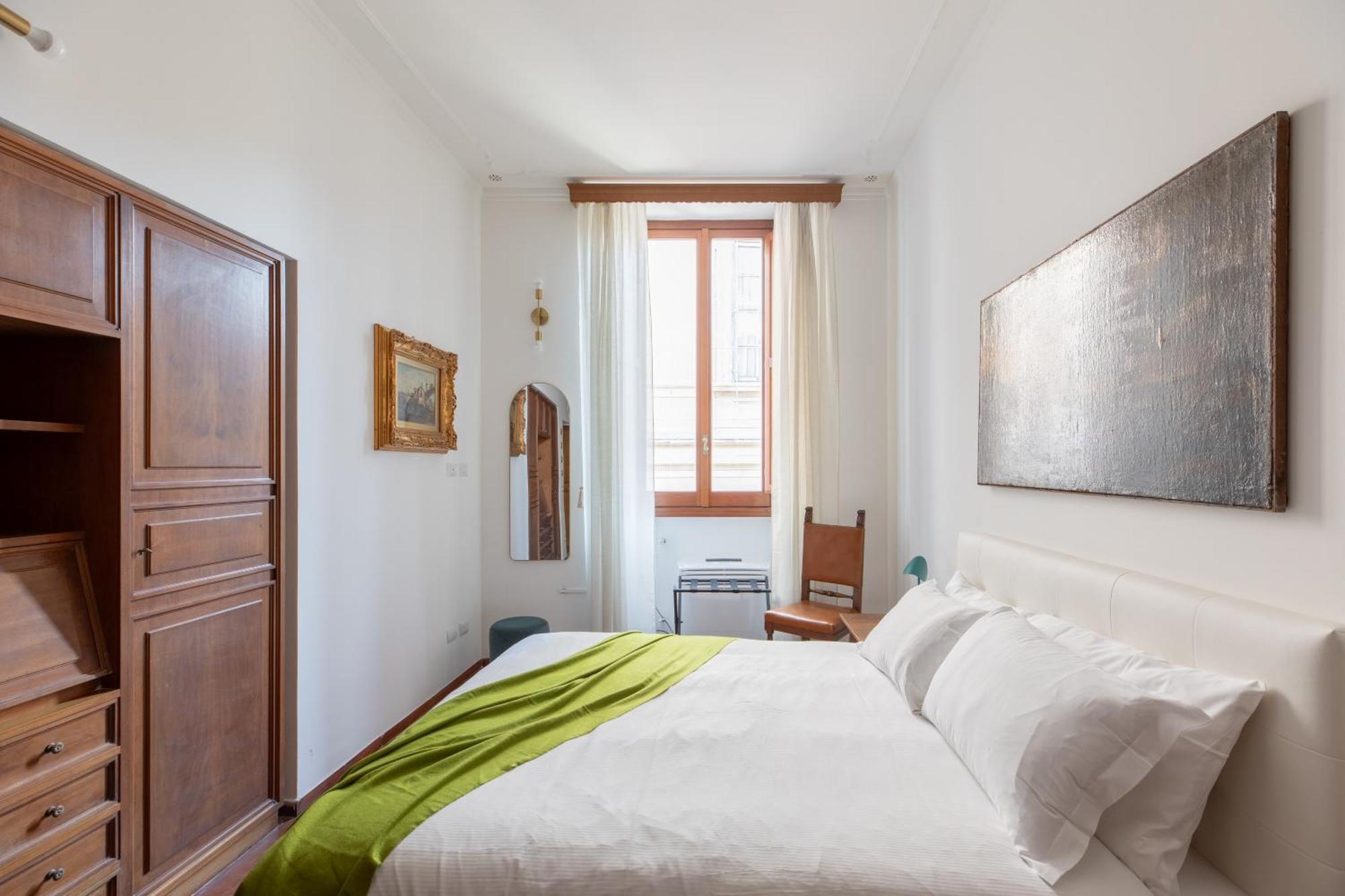 Iflat Elegant 3 Bedroom Near The Pantheon Apartment